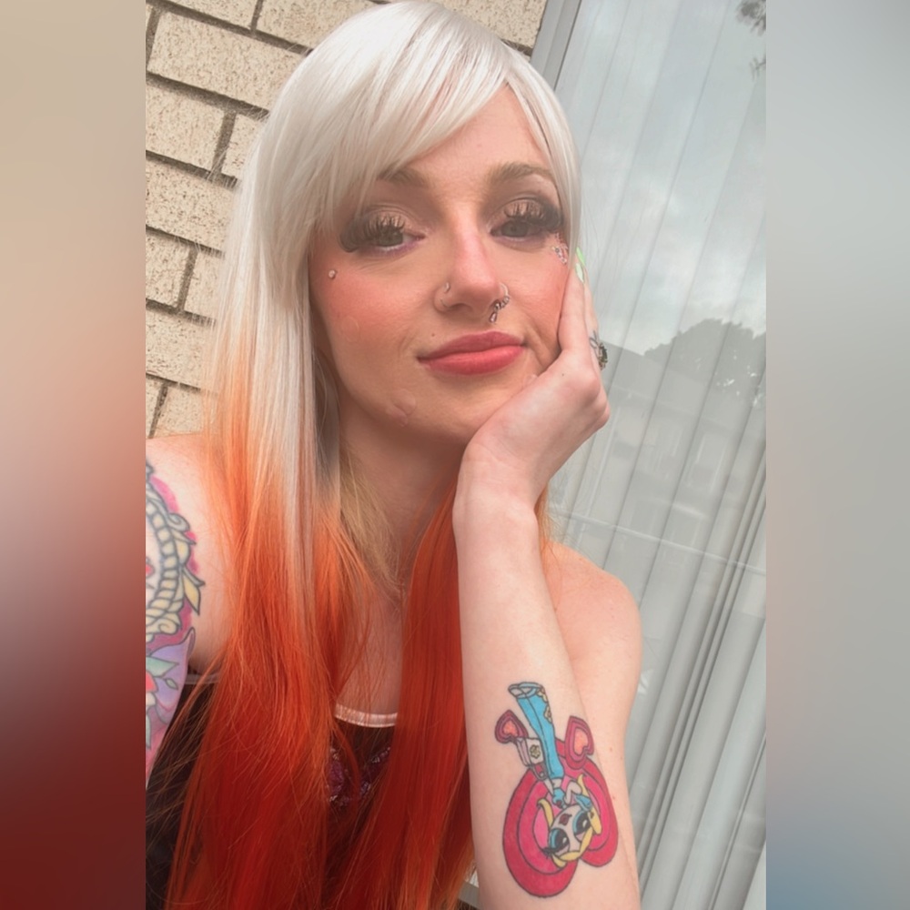 Blonde ombre orange wig - Picture 3 of 6
